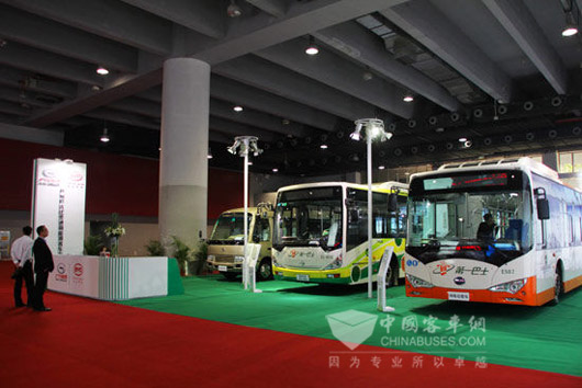 广汽比亚迪新能源客车有限公司展台高清图片