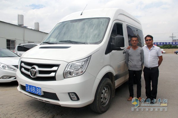 当地的大van市场江铃全顺,南京依维柯占据着较大市场份额,福田图雅诺