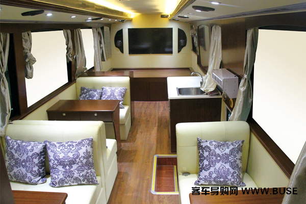 宇通ZK5180XZS2展示车