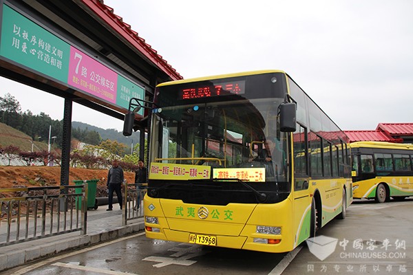 杭州：公交开通4条农博会公交专线，市民出行更便捷！
