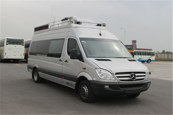 宇通ZK5051XZH3指挥车(汽油国四2-9座)