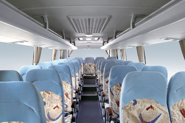金旅XML6807J15N客车（天然气国五24-42座）
