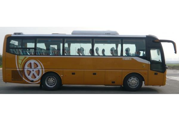 中通LCK6909HQD1客车(柴油国四24-41座)