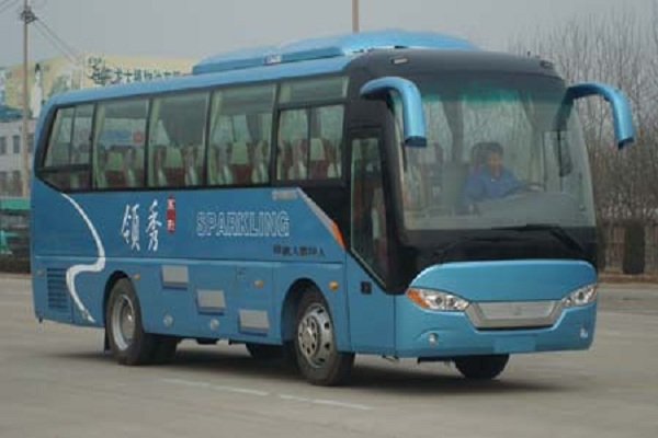 中通LCK6856HC1客车(天然气国四24-39座)