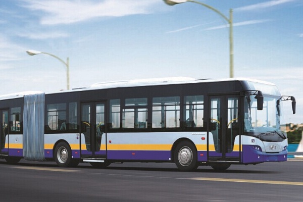 青年JNP6180GVC公交车(天然气国五30-62座)