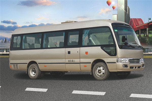 常隆YS6700BEV客车