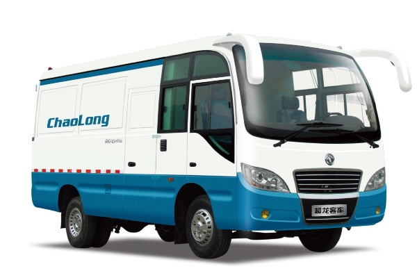 东风超龙EQ5041XXYT2厢式运输车(柴油国四2-6座)