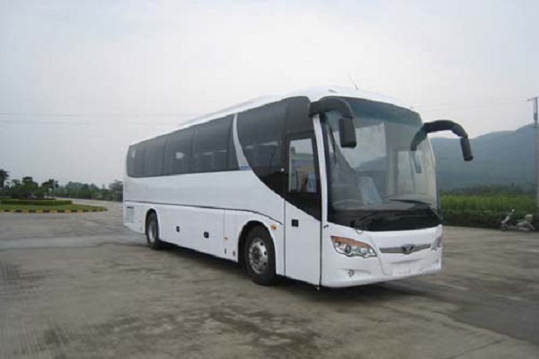 桂林大宇GL6118HSD2客车(柴油国四24-49座)