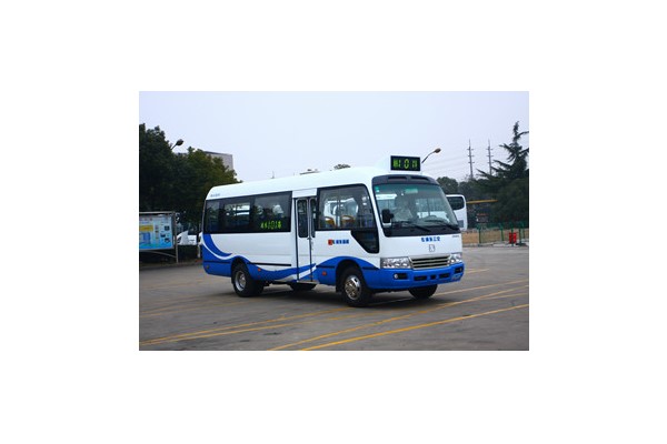 申沃SWB6702EV19公交车