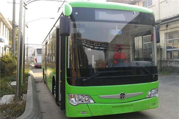 亚星JS6126UC公交车