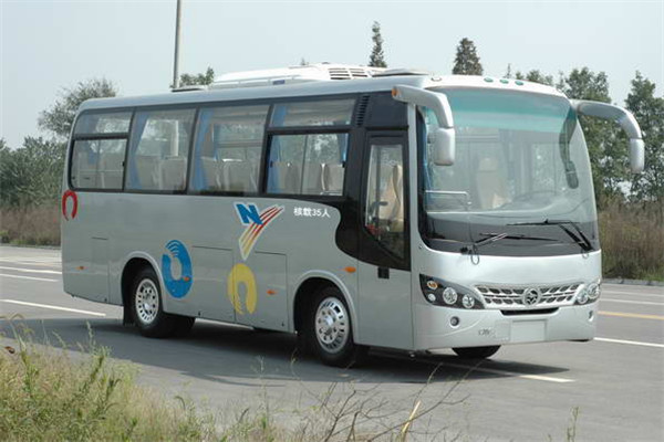 四川现代CNJ6800LQNV客车