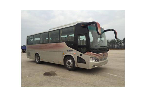 申龙SLK6903BLD5客车
