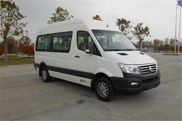 亚星YBL6600BEV3客车