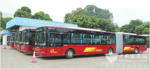 广西玉林：积极发展绿色交通，新能源公交车成城市风景线