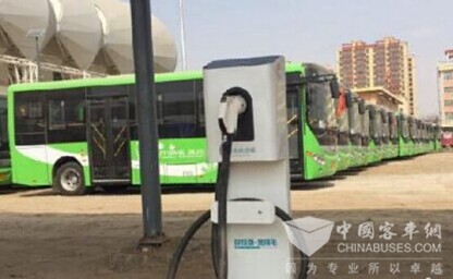 甘肃临泽：4辆新能源纯电动公交车投入使用