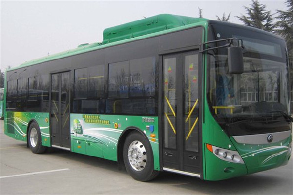 宇通ZK6105CHEVNPG35C插电式公交车(天然气/电混合动力国五10-39座)