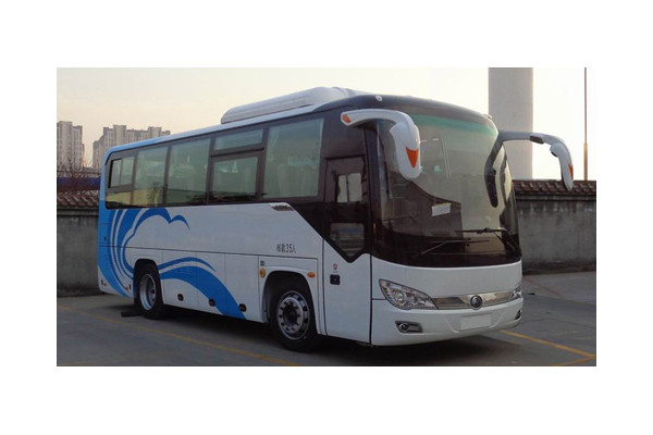 宇通ZK6826BEVQY52客车(纯电动24-35座)