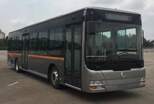 金旅XML6125JHEVD5CN插电式公交车(天然气/电混动国五10-46座)