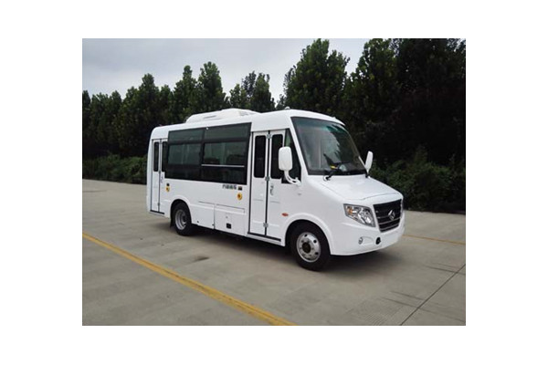 齐鲁BWC6590GA5公交车(柴油国五10-18座)