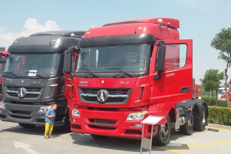 北奔 V3HT重卡 430马力 6X2牵引车(中提升桥)