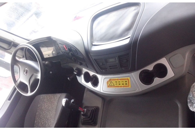 北奔v3重卡 460马力 6x4 国四牵引车(nd42501b33j7)