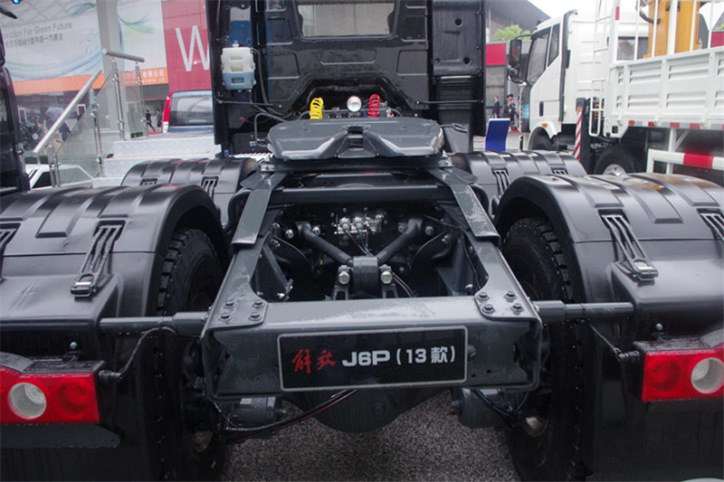 一汽解放 J6P重卡 2013款 500马力 6X4 国四牵引车(CA4250P66K22T1A1HE4)