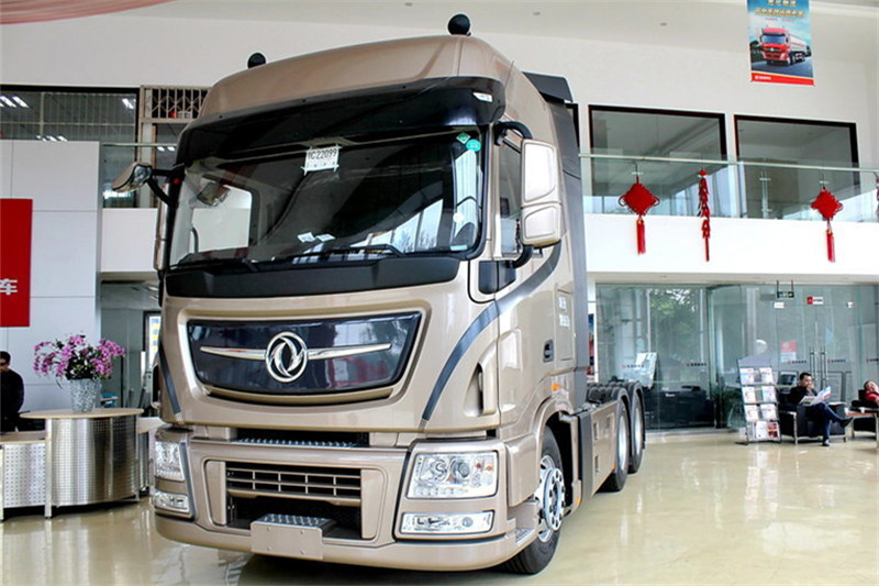 东风商用车 天龙旗舰重卡 480马力 6X4 国四牵引车(DFH4250C)
