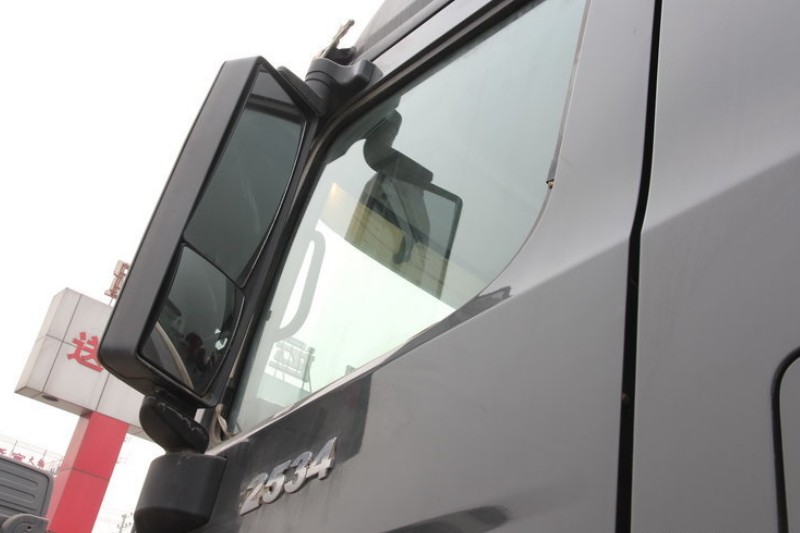 北奔 V3重卡 400马力 6X4 国四牵引车(ND42501B33J7)