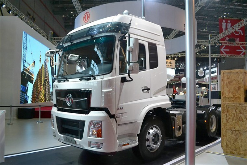 东风商用车 天龙重卡 340马力 6X4 国四牵引车(DFL4251A17)