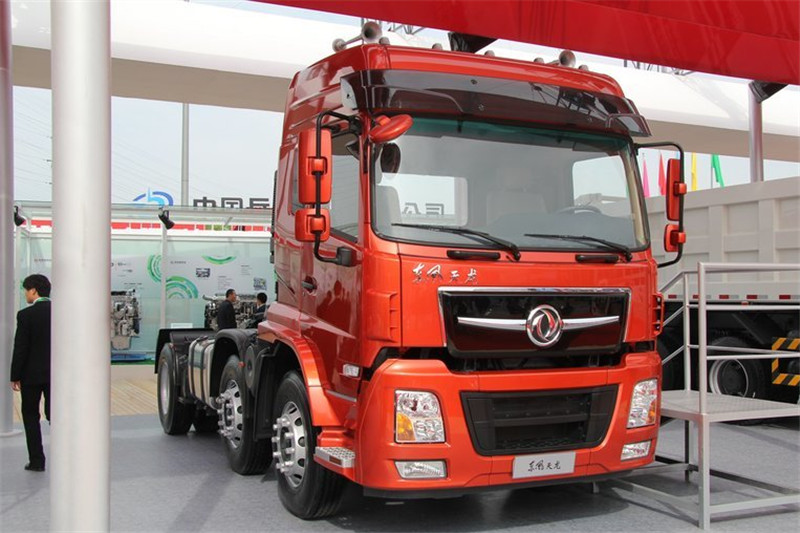 东风商用车 天龙准重卡 315马力 6X2 国四牵引车(DFL4250A3)