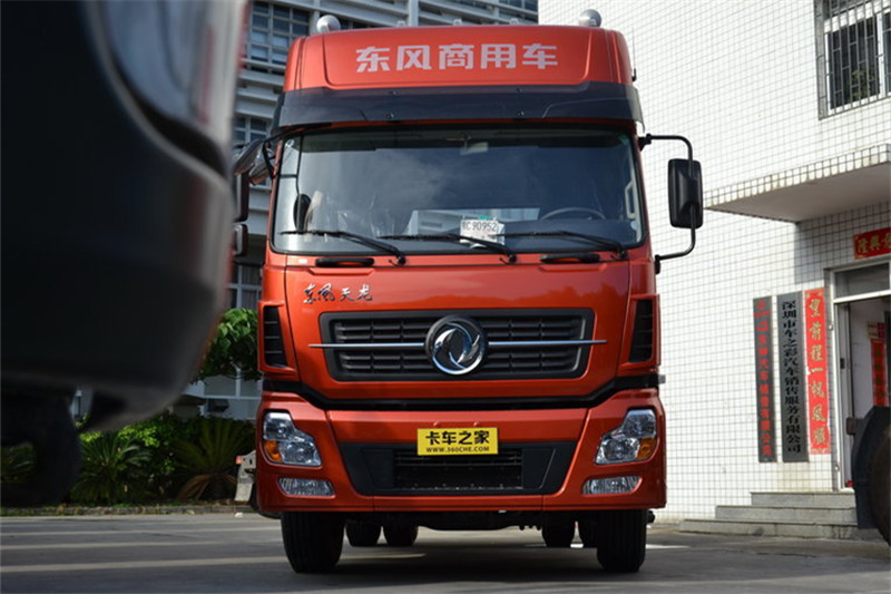 东风商用车 新天龙重卡 350马力 4X2 国四牵引车(DFL4181A8)