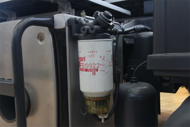 东风商用车 天龙重卡 385马力 4X2 国四牵引车(DFL4251A)