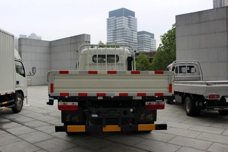  东风 多利卡D6 115马力 3.8米 国四 排半栏板轻卡(DFA1041L20D5)