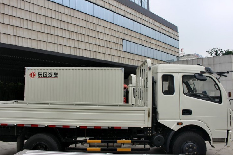  东风 多利卡D6 115马力 3.8米 国四 排半栏板轻卡(DFA1041L20D5)