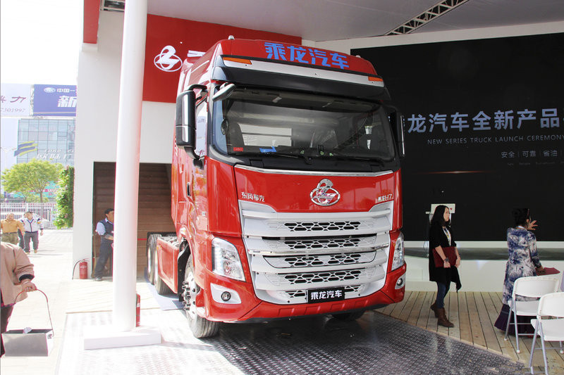 东风柳汽 乘龙H7重卡 500马力 6X4 国五牵引车(LZ4253H7DB)