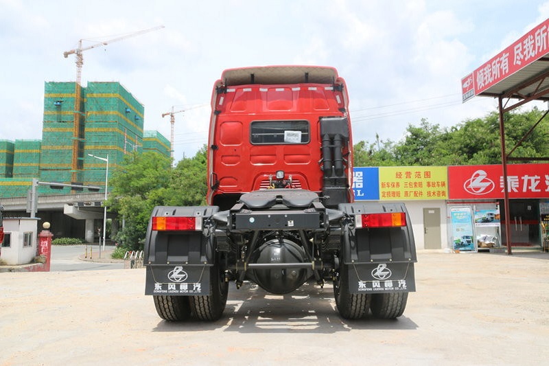 东风柳汽 乘龙M5重卡 350马力 4X2 国四港口牵引车(LZ4180M5AA)