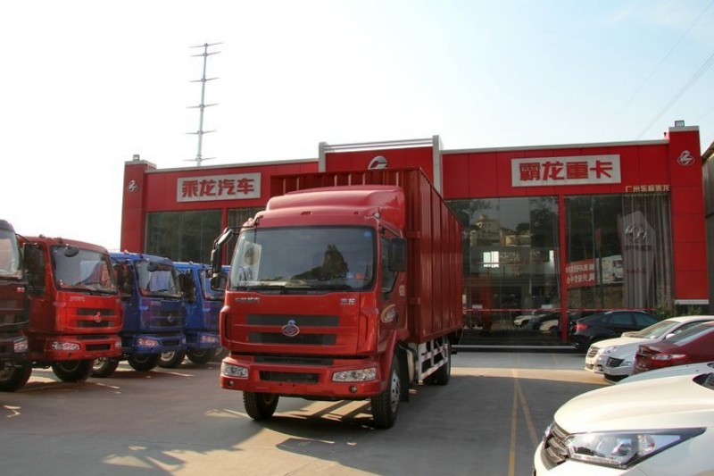 东风柳汽 乘龙M3中卡 160马力 4X2 6.8米 国四厢式载货车(LZ5165XXYM3AA)