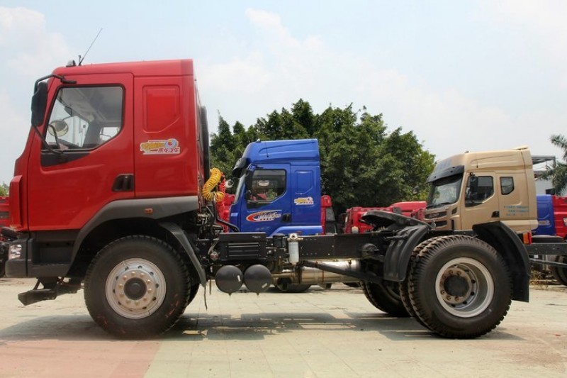 东风柳汽 乘龙准重卡 220马力 4X2 国四牵引车(LZ4150M3AA)