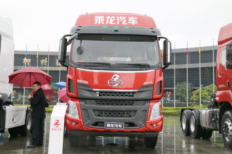 东风柳汽 乘龙H5重卡 350马力 4X2 国五牵引车(LZ4181M5AB)