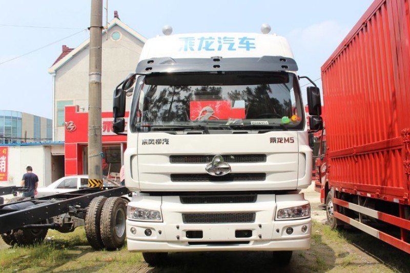 东风柳汽 乘龙M5重卡 270马力 6X2 国五载货车底盘(LZ1200M3CBT)