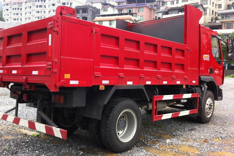 东风柳汽 乘龙 200马力 4X2 5米 国四自卸车(LZ3120RAHA)