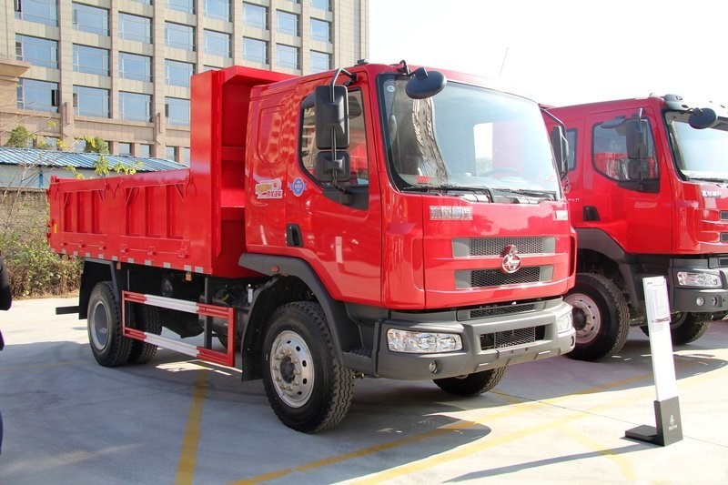 东风柳汽 乘龙M3 220马力 4X2 5米 国四自卸车(LZ3162M3AA)