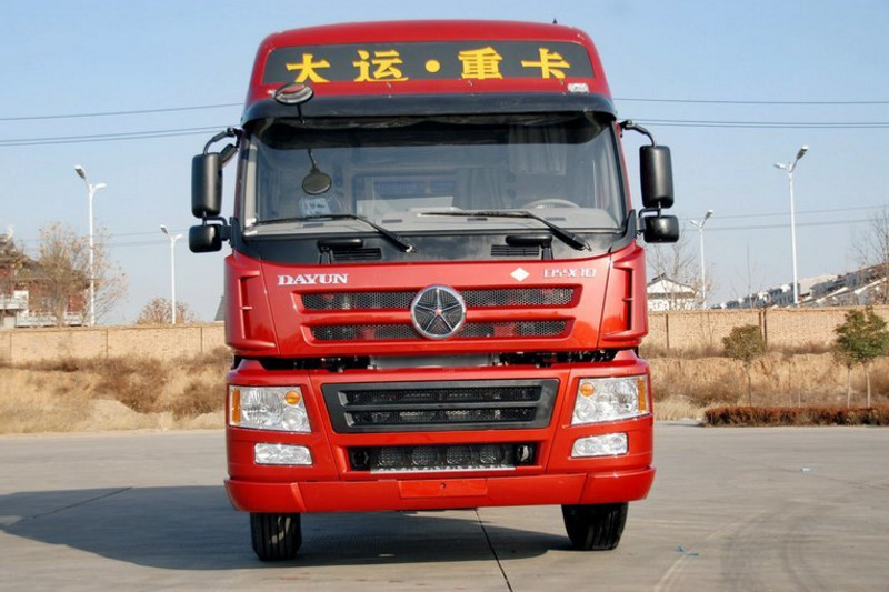 大运 N8E重卡 350马力 6X4 国四天然气牵引车(CGC4253WN4XC)