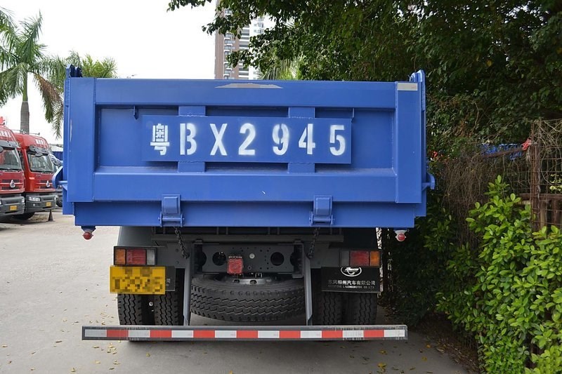 东风柳汽 乘龙 270马力 8X4 7.2米 国四自卸车(LZ3311REFA)