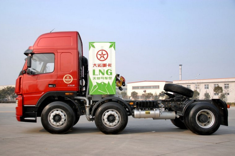 大运 N8E重卡 350马力 6X2 国四天然气牵引车(CGC4253N4XB)