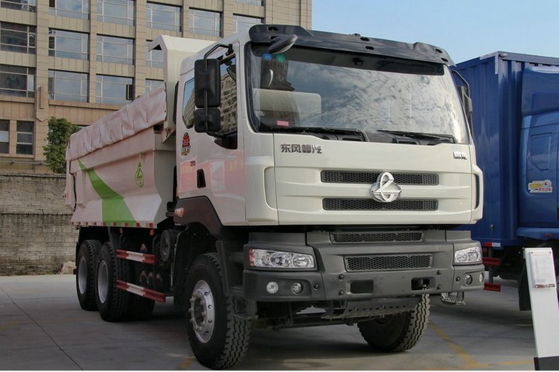 东风柳汽 乘龙M5 385马力 6X4 5.6米 国四自卸车(LZ3252M5DA5)