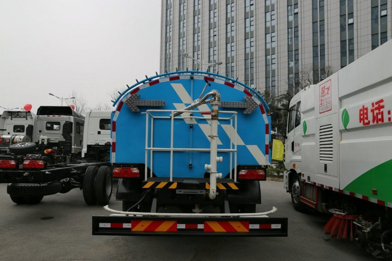 华菱 汉马 180马力 4X2 国五高压清洗车(AH5160GQX0L5)