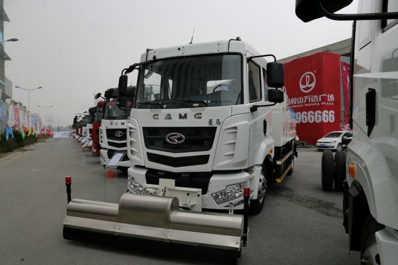华菱 汉马 180马力 4X2 国五高压清洗车(AH5160GQX0L5)