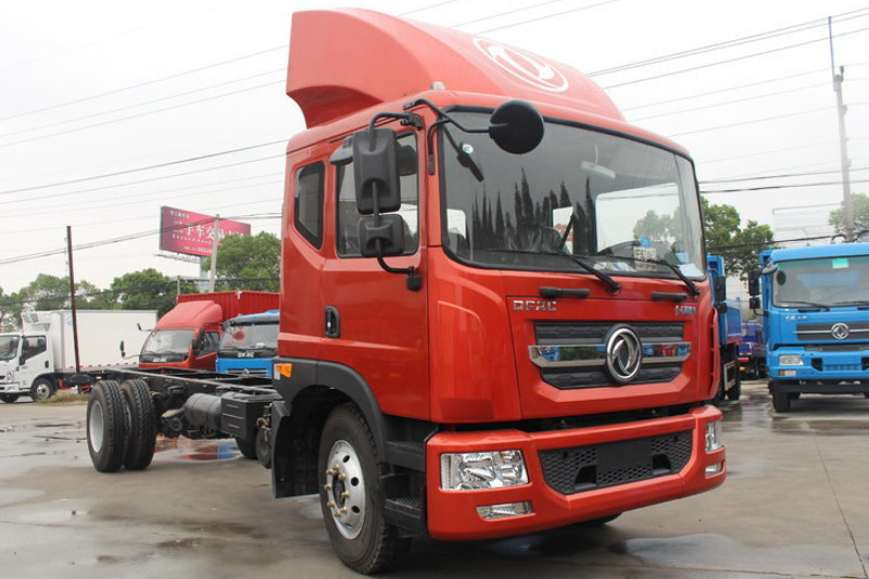 东风 多利卡D9 170马力 4X2 6.8米 国五 排半载货车底盘(EQ5161XXYL9BDGAC)