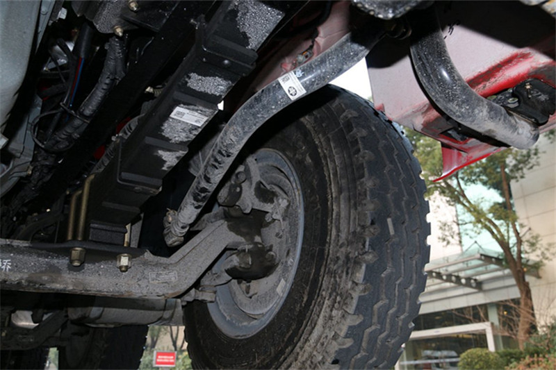 一汽解放 J6M 280马力 8X4 6.8米 国五自卸车(公路先锋1号)(CA3310P63K1L1T4E5)